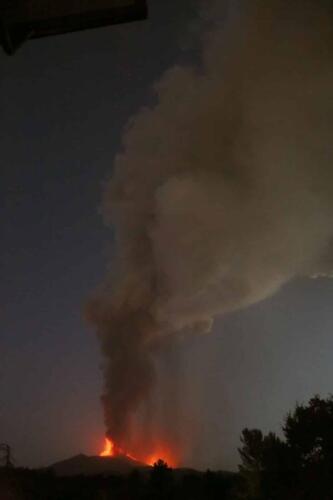 Alcuni scatti dell'eruzione dell'Etna del 09/08/21 di Orazio Valenti