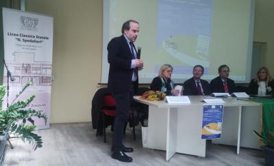 Al liceo Spedalieri la battaglia del giudice Roberto Di Bella per strappare i ragazzi alla mafia